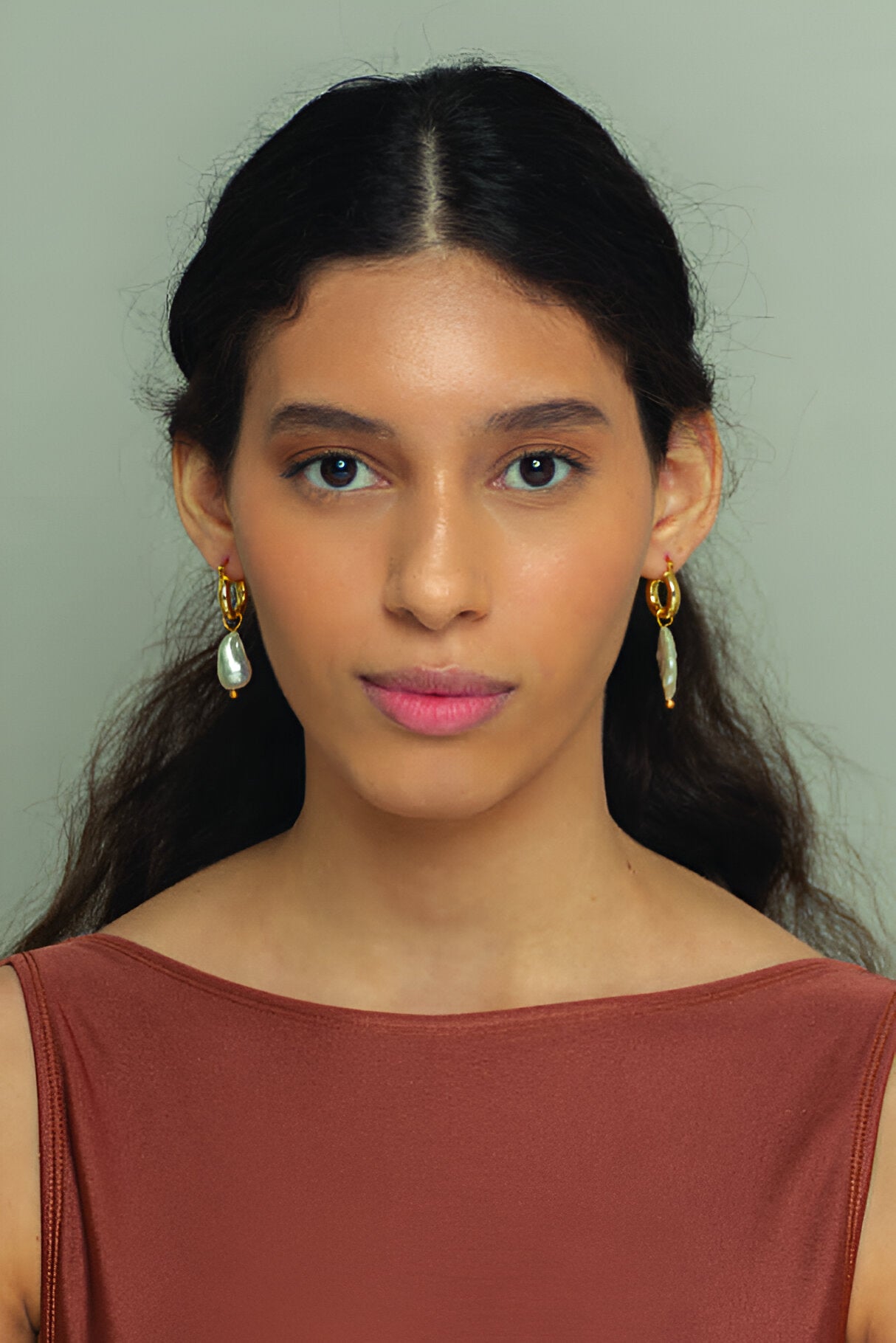 Brinco Pérola Assimétrico